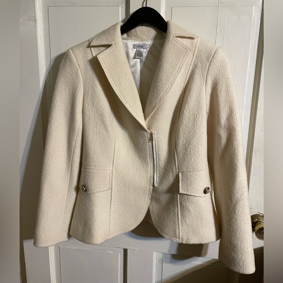 classy winter blazer ❄️ - Picture 2 of 7